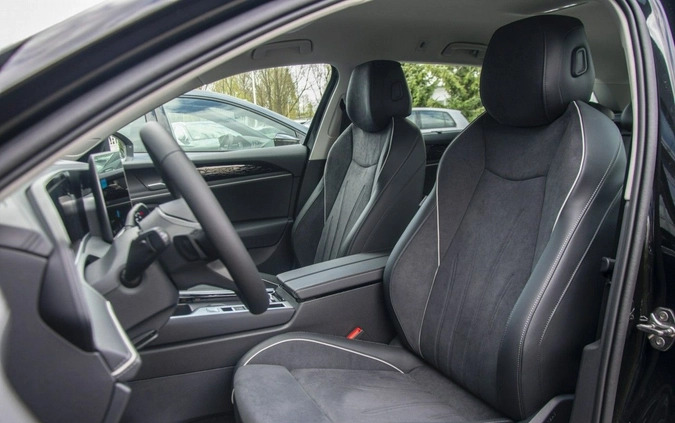 Volkswagen Passat cena 199700 przebieg: 5, rok produkcji 2024 z Chojna małe 379
